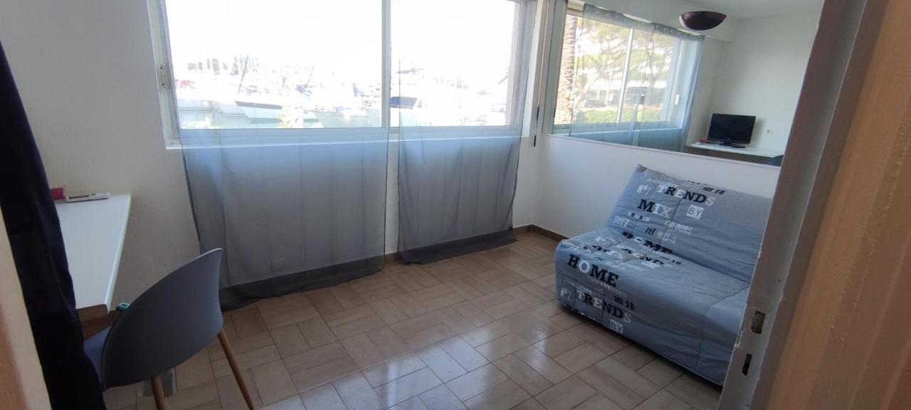 Studio Meuble Marina Villeneuve-Loubet 06 ภายนอก รูปภาพ